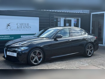 2017 - Alfa Romeo Giulia 2.2 TD Speciale Saloon 4dr Diesel Auto Euro 6 (s/s) (180