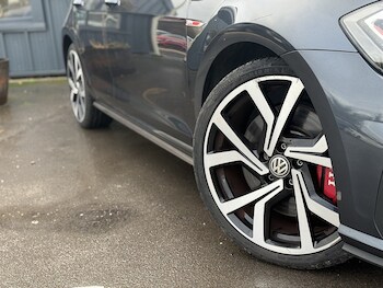 Used Volkswagen Golf 2018 for sale - 77165097: Photo