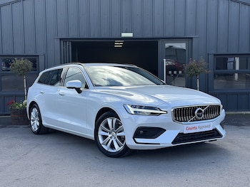 Used Volvo V60 2022 for sale - 75957473: Photo