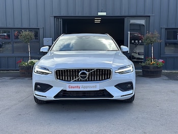 Used Volvo V60 2022 for sale - 75957473: Photo