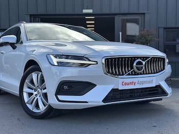 Used Volvo V60 2022 for sale - 75957473: Photo