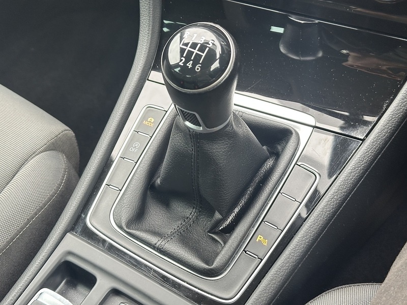 Used Volkswagen Golf 2018 for sale - 78091895: Photo 18