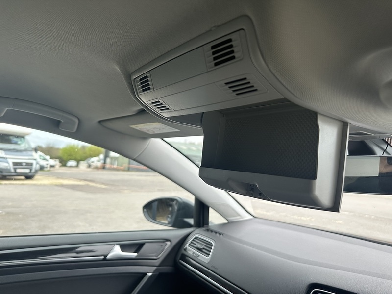 Used Volkswagen Golf 2018 for sale - 78091895: Photo 28