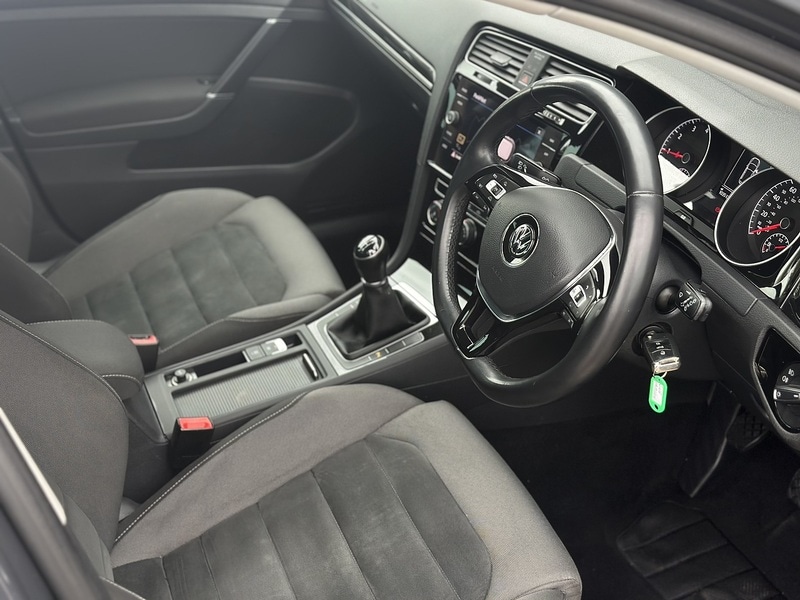 Used Volkswagen Golf 2018 for sale - 78091895: Photo 9