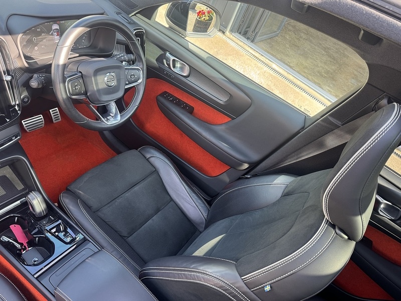 Used Volvo XC40 for sale - 75957526: Photo 15