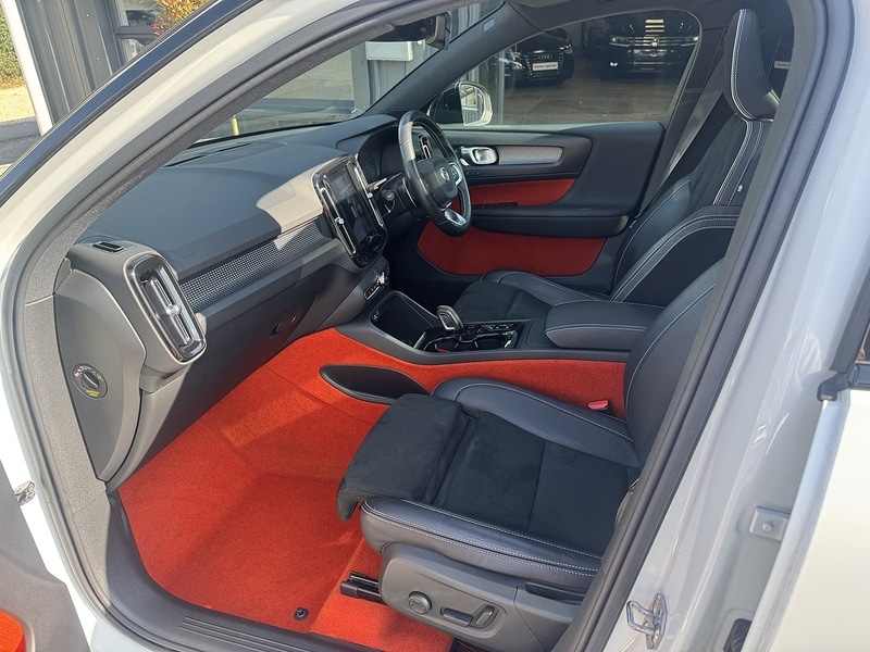 Used Volvo XC40 for sale - 75957526: Photo 17