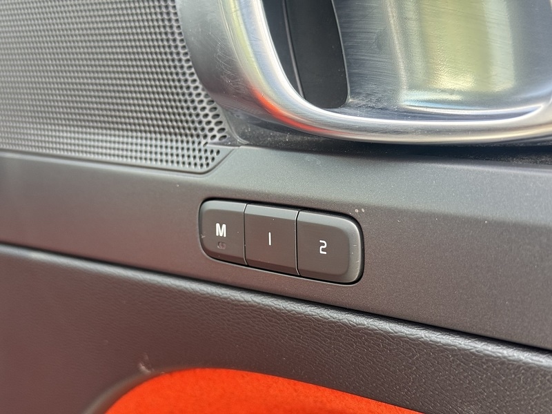 Used Volvo XC40 for sale - 75957526: Photo 27