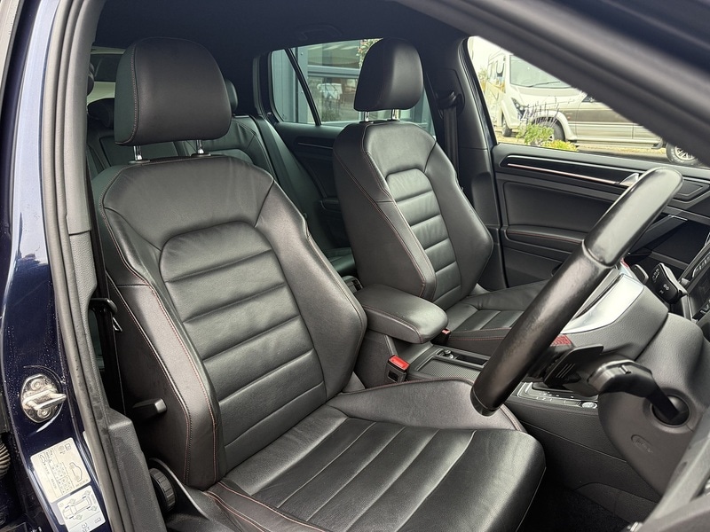 Used Volkswagen Golf 2017 for sale - 76274480: Photo 12