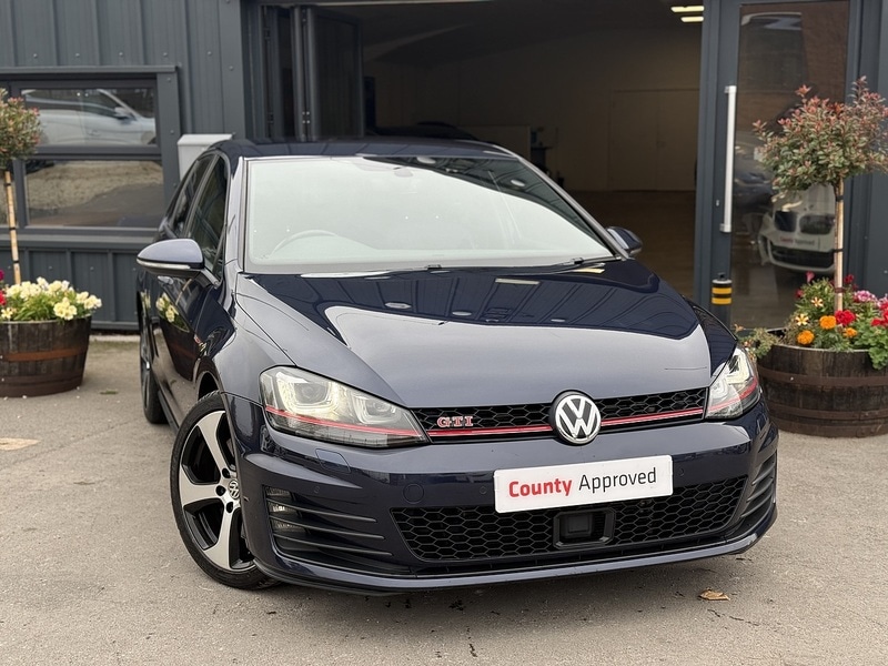 Used Volkswagen Golf 2017 for sale - 76274480: Photo 2