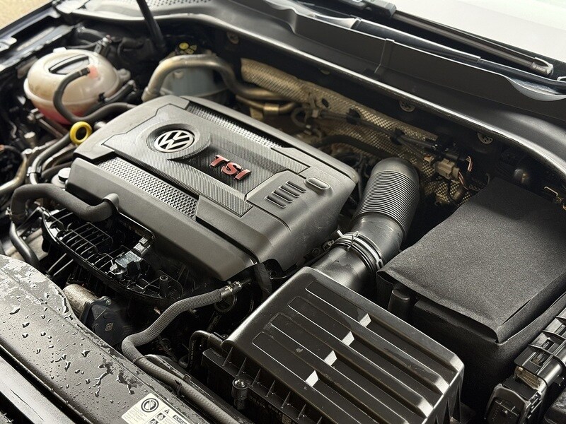 Used Volkswagen Golf 2017 for sale - 76274480: Photo 32