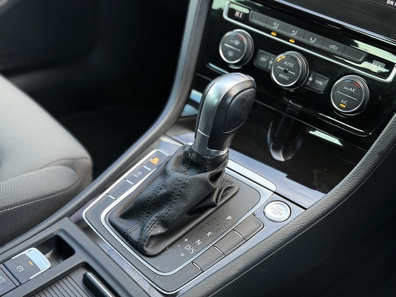 Used Volkswagen Golf for sale - 76831637: Photo 28