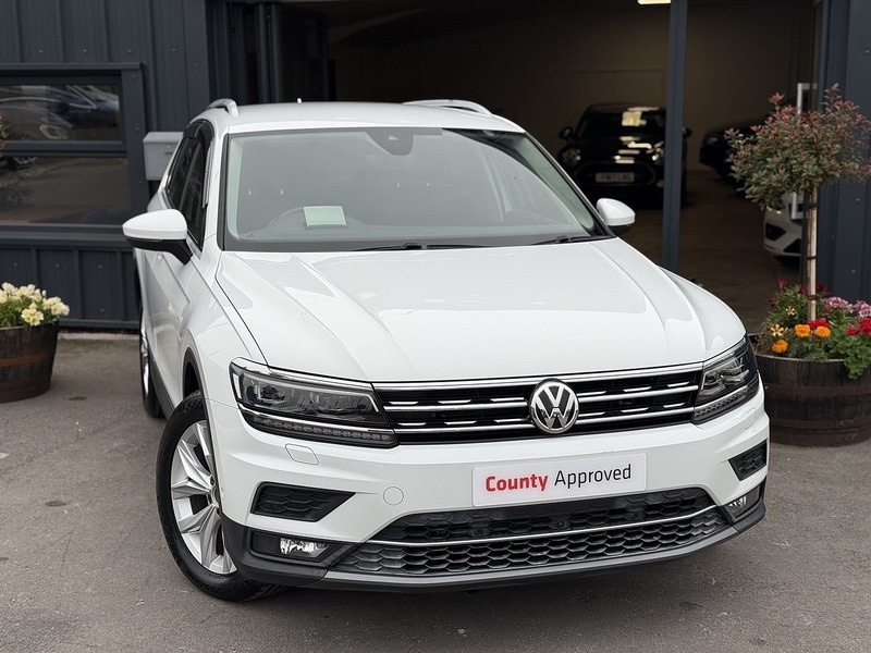 Used Volkswagen Tiguan for sale - 76596030: Photo 2