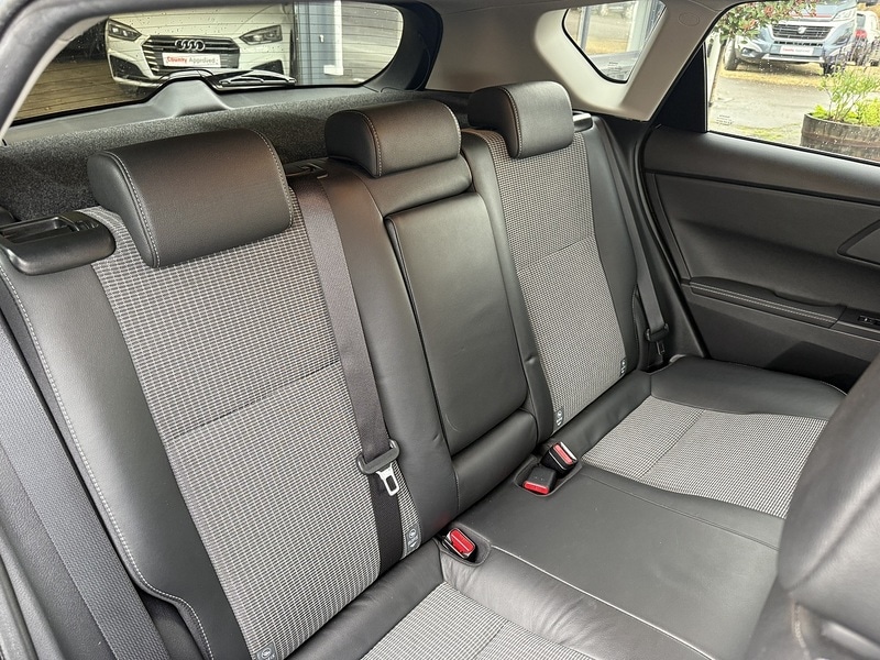 Used Toyota Auris 2016 for sale - 76450324: Photo 12