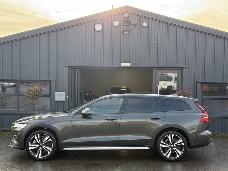 Used Volvo V60 for sale - 77140341: Photo 16
