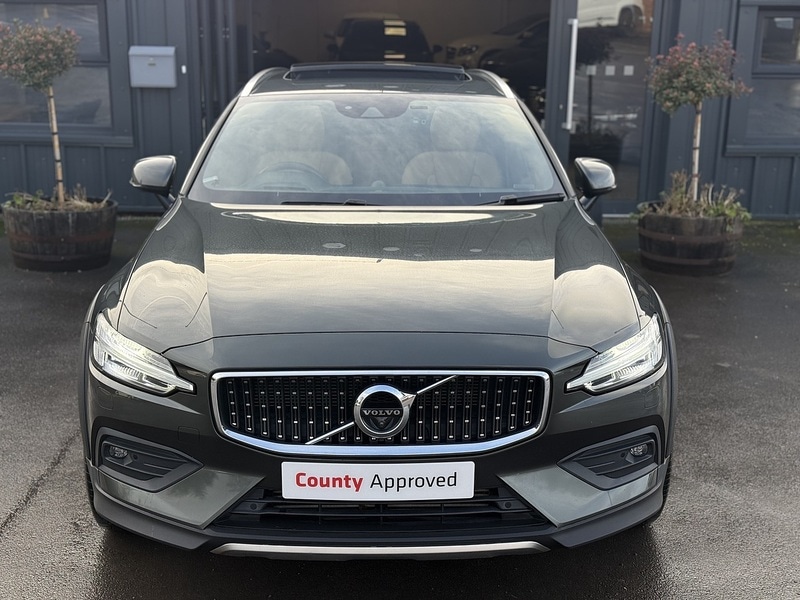 Used Volvo V60 for sale - 77140341: Photo 2