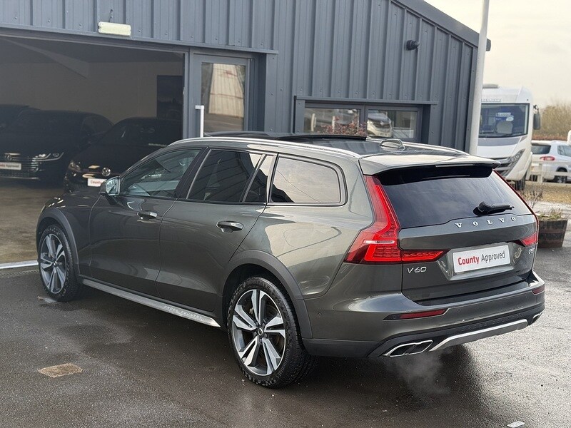 Used Volvo V60 for sale - 77140341: Photo 24