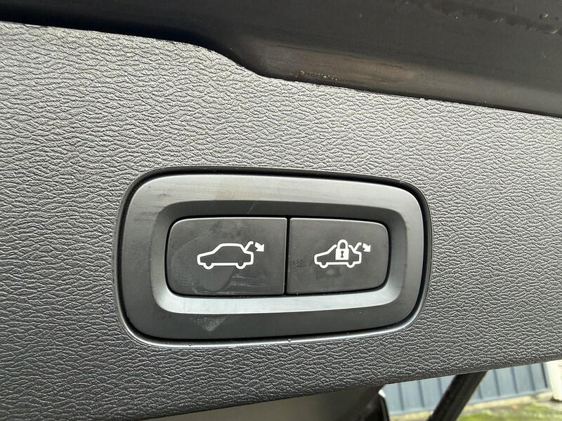 Used Volvo V60 for sale - 77140341: Photo 27