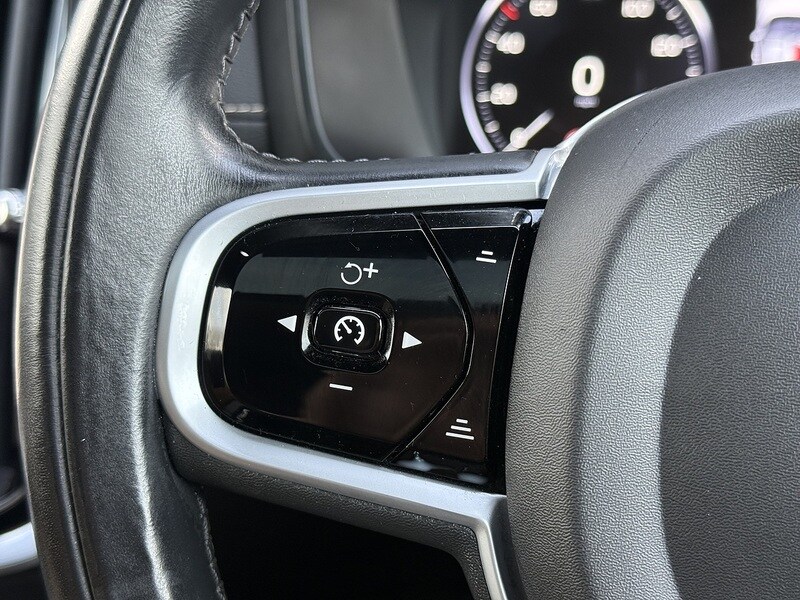 Used Volvo V60 for sale - 77140341: Photo 35