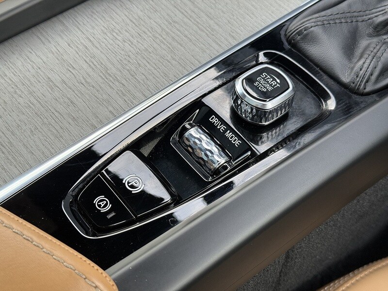 Used Volvo V60 for sale - 77140341: Photo 37