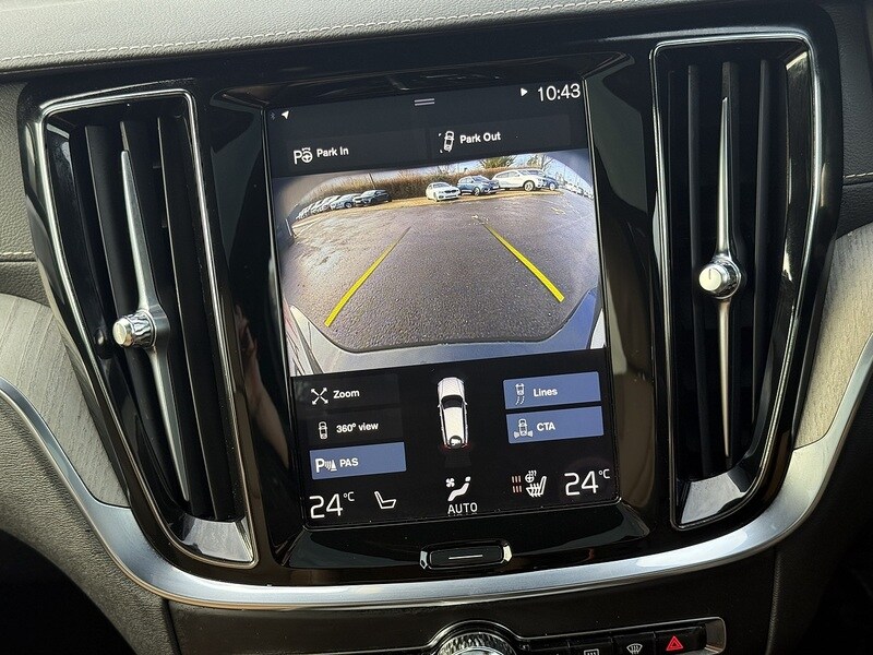 Used Volvo V60 for sale - 77140341: Photo 41