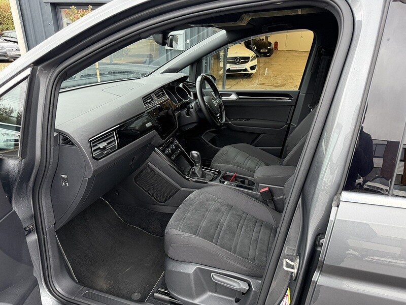 Used Volkswagen Touran for sale - 76518513: Photo 19