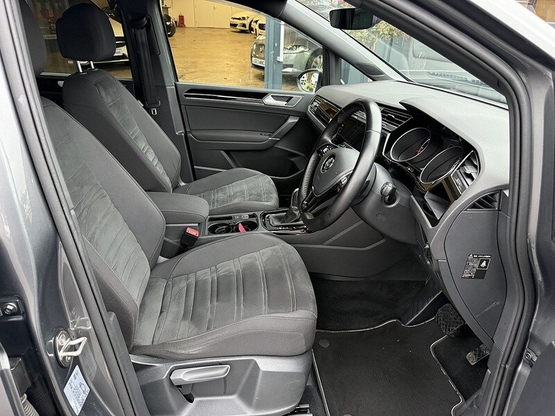 Used Volkswagen Touran for sale - 76518513: Photo 22