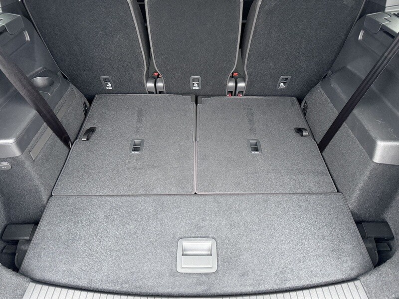 Used Volkswagen Touran for sale - 76518513: Photo 28