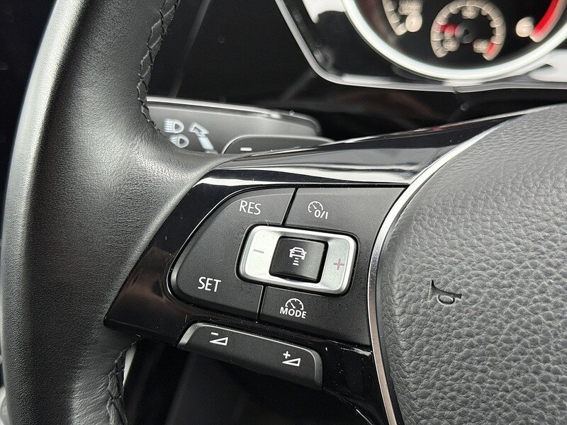 Used Volkswagen Touran for sale - 76518513: Photo 39