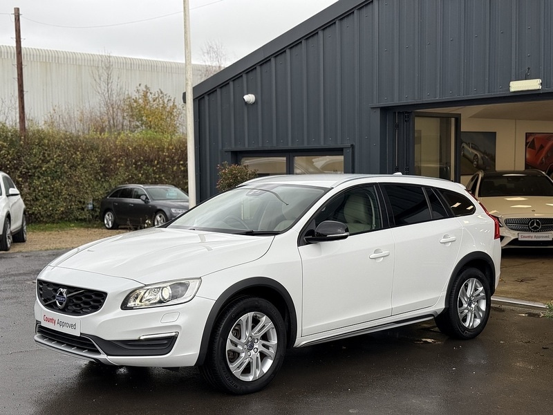 Used Volvo V60 2025 for sale - 76863533: Photo 11