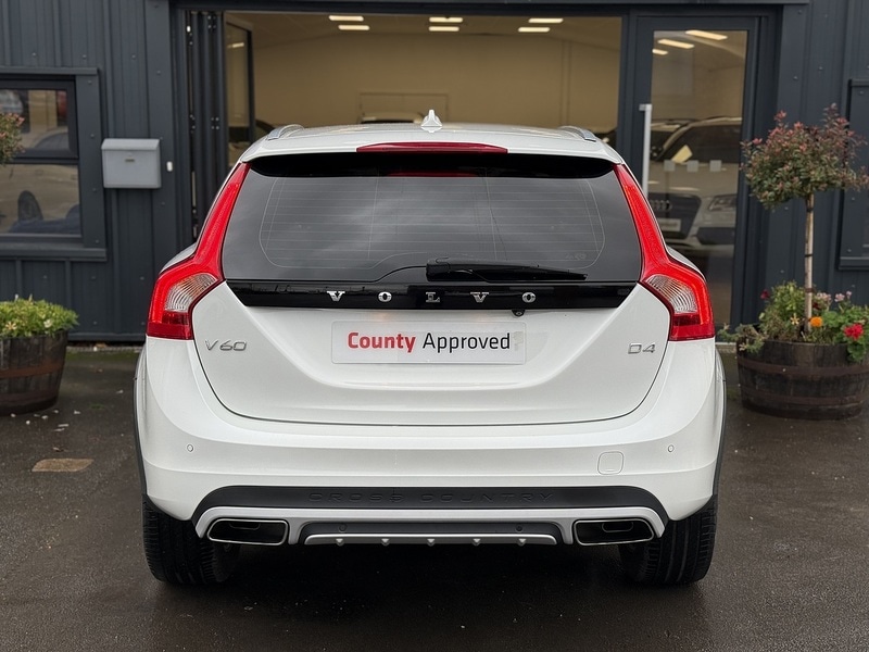 Used Volvo V60 2025 for sale - 76863533: Photo 18