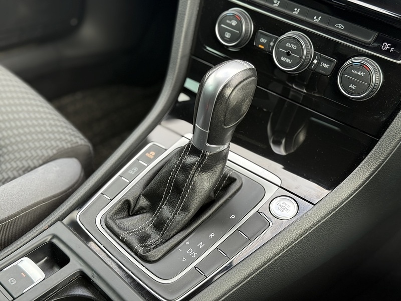 Used Volkswagen Golf 2024 for sale - 76173496: Photo 28
