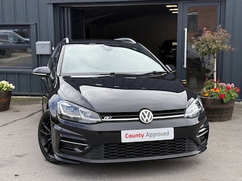 Used Volkswagen Golf 2018 for sale - 76173496: Photo