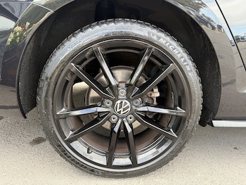 Used Volkswagen Golf 2018 for sale - 76173496: Photo