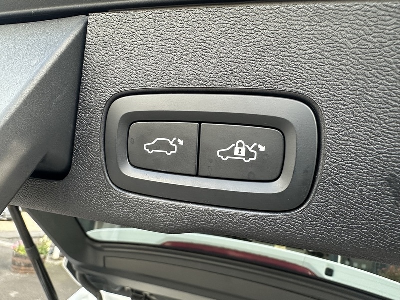 Used Volvo XC60 for sale - 76454850: Photo 16