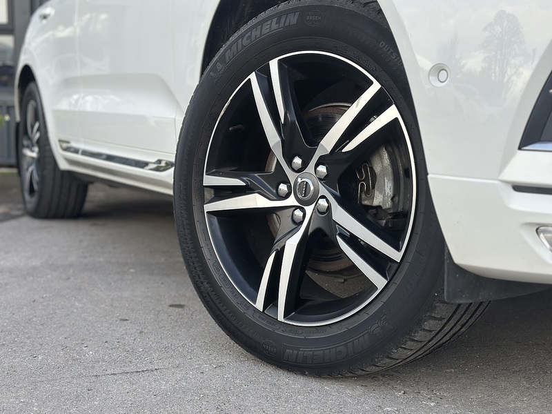 Used Volvo XC60 for sale - 76454850: Photo 2