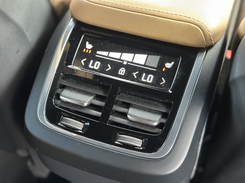 Used Volvo XC60 for sale - 76454850: Photo 22