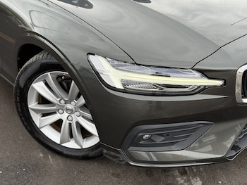 Used Volvo V60 2021 for sale - 78712290: Photo