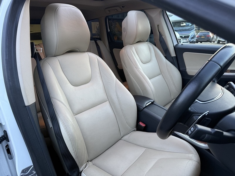 Used Volvo XC60 for sale - 76596043: Photo 12