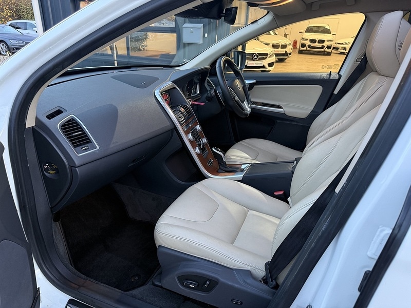 Used Volvo XC60 for sale - 76596043: Photo 15