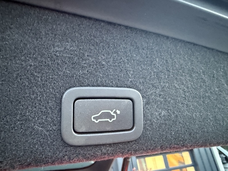 Used Volvo XC60 for sale - 76596043: Photo 28