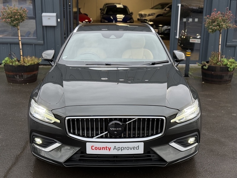 Used Volvo V60 2025 for sale - 76950795: Photo 10