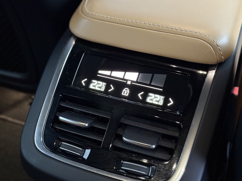 Used Volvo V60 2025 for sale - 76950795: Photo 26