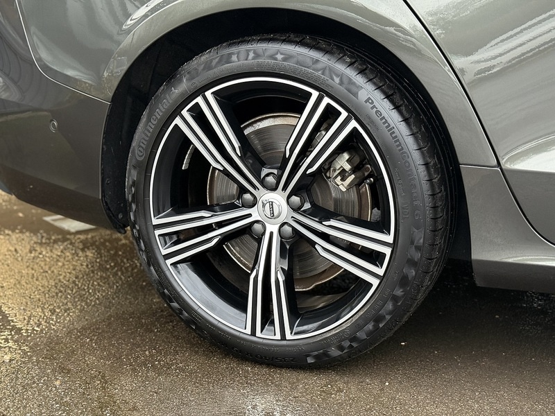 Used Volvo V60 2025 for sale - 76950795: Photo 6