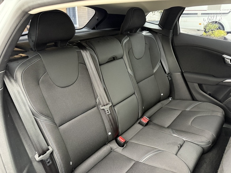 Used Volvo V40 for sale - 76518510: Photo 13