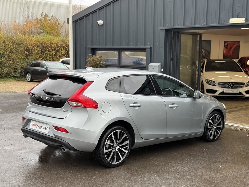 Used Volvo V40 for sale - 76518510: Photo 22