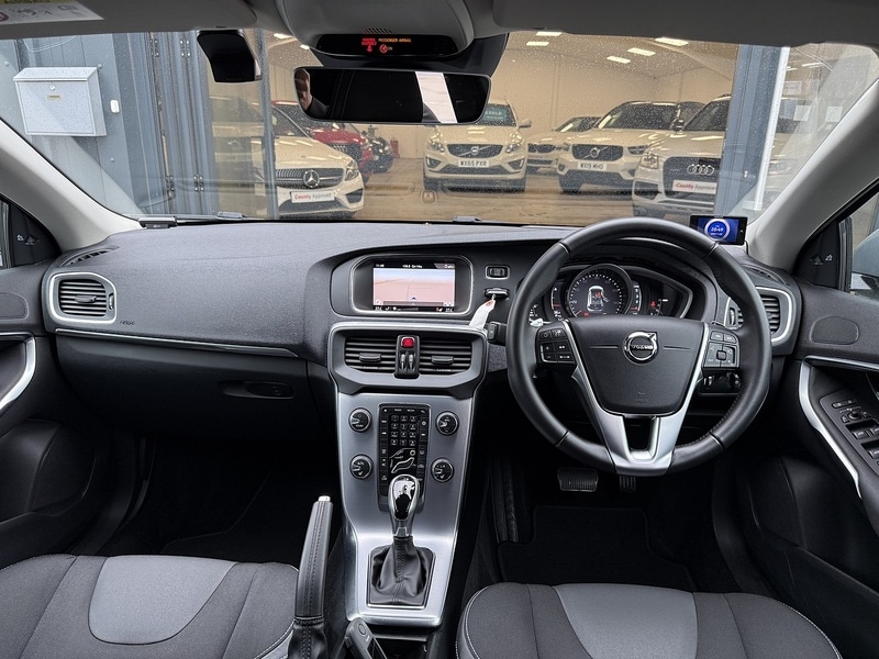 Used Volvo V40 for sale - 76518510: Photo 6