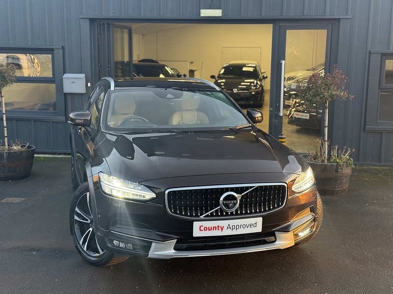 Used Volvo V90 for sale - 77165101: Photo 2