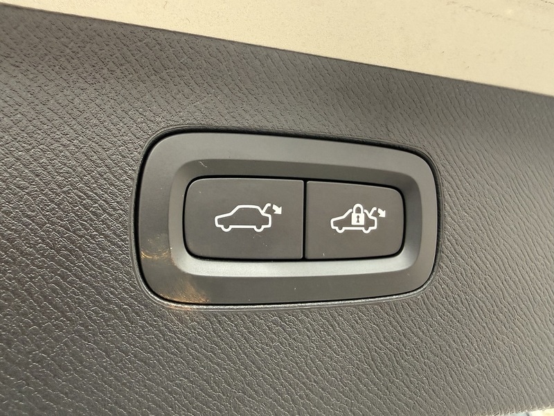 Used Volvo XC90 2025 for sale - 76856199: Photo 23