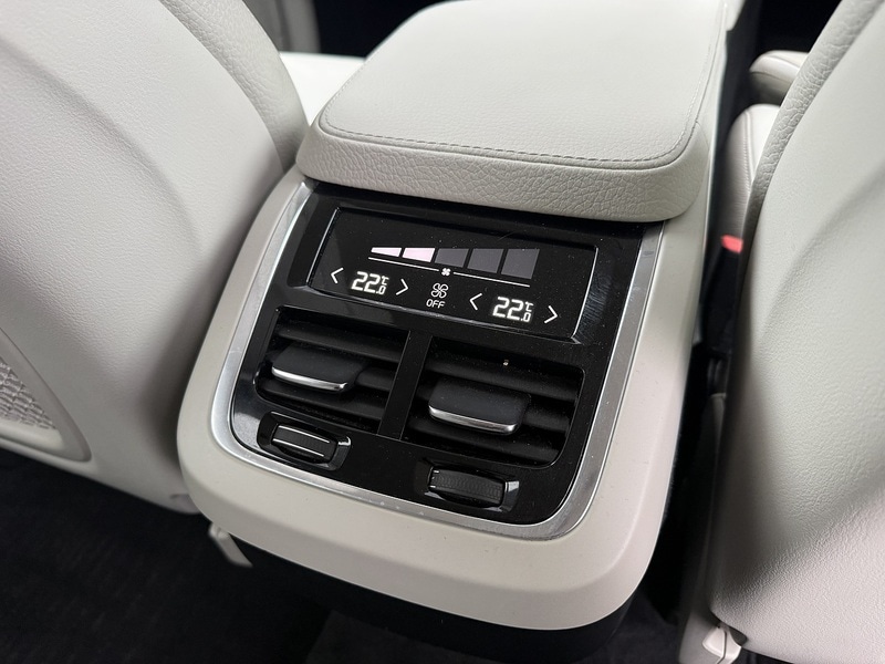 Used Volvo XC90 2025 for sale - 76856199: Photo 25