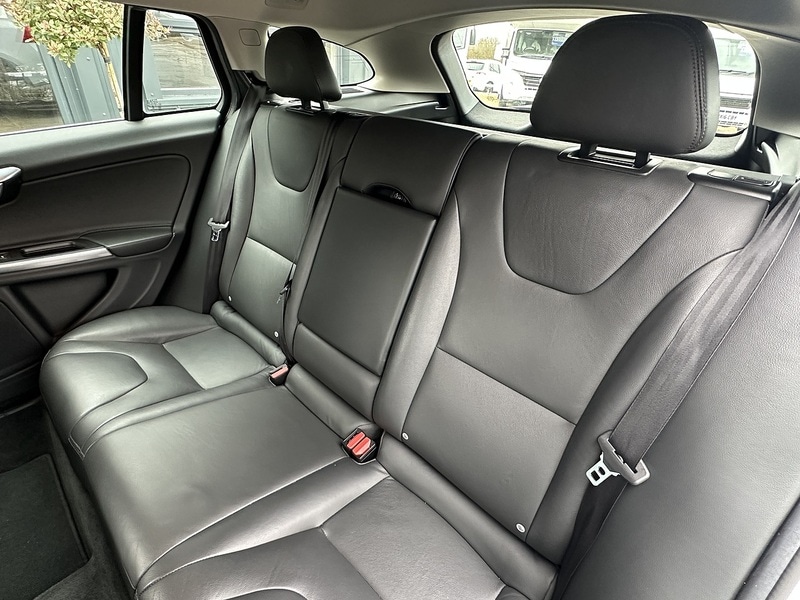 Used Volvo V60 for sale - 77140247: Photo 16